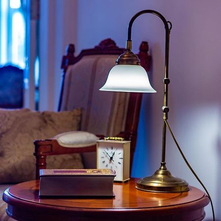 Classic Style Apartment In The Center Of Рига Екстериор снимка