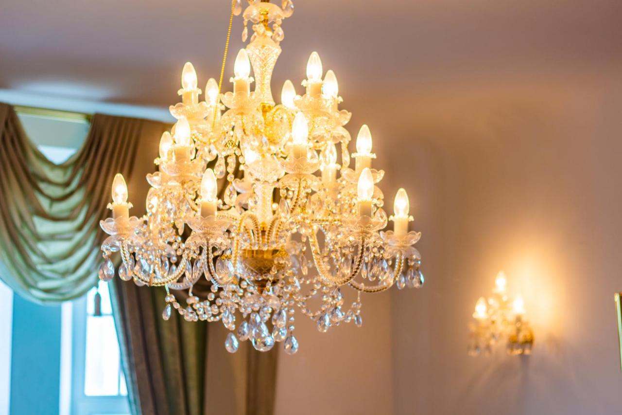 Classic Style Apartment In The Center Of Рига Екстериор снимка