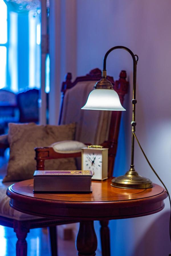 Classic Style Apartment In The Center Of Рига Екстериор снимка